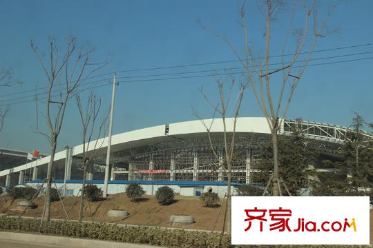 中航綠城理想城周邊配套之體育館