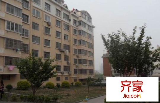 富春花園外景圖
