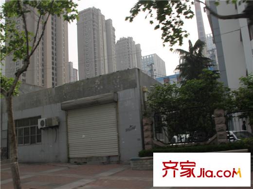 華仁歐典商苑周邊配套之道路