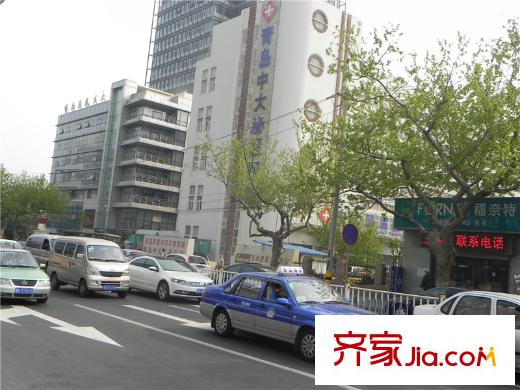 匯達(dá)麗苑配套圖周邊配套之青島中大泌尿醫(yī)院