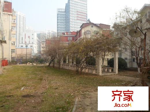 芝泉山莊外景圖 