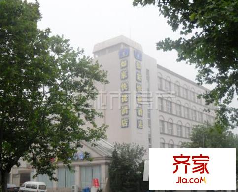 延安三路小區(qū)外景圖 