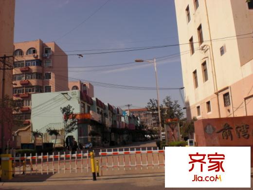 前灣小區(qū)外景圖 