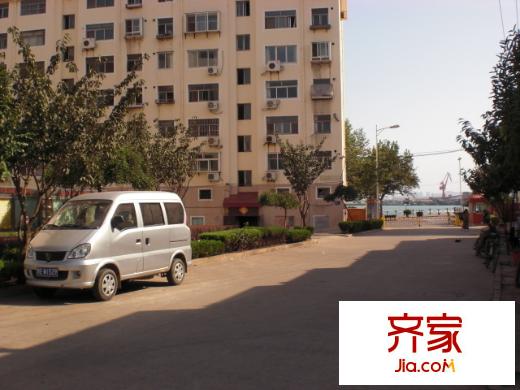 前灣小區(qū)外景圖 
