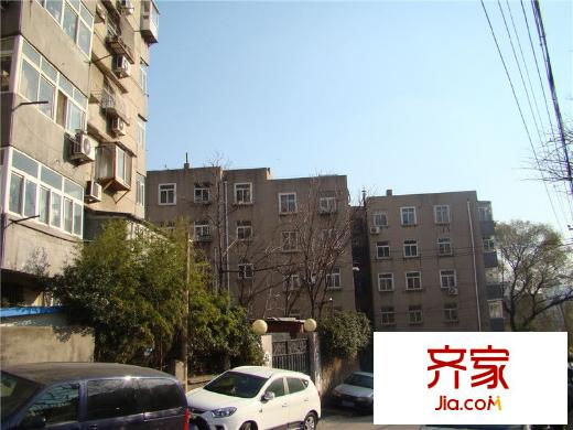 鞍山路小區(qū)外景圖 