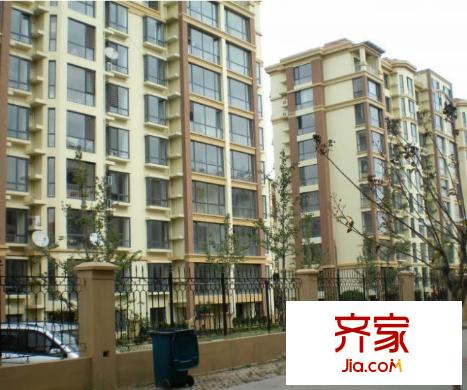廊橋水岸外景圖