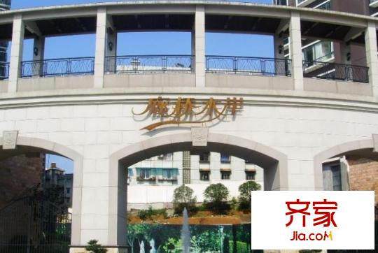 廊橋水岸外景圖