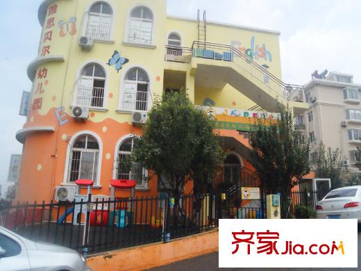 中庭山景配套圖小區(qū)內(nèi)幼兒園