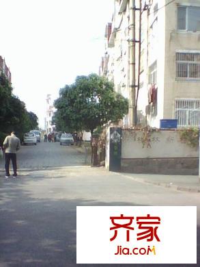 長春路小區(qū)外景圖 