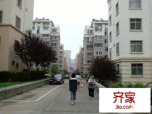 廬山小區(qū)外景圖