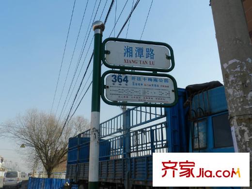 青島印象灣周邊配套之站牌