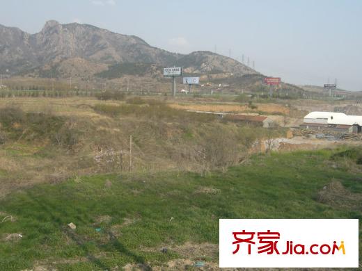青山綠水配套圖周邊配套之規(guī)劃建設(shè)商場、學(xué)校的空