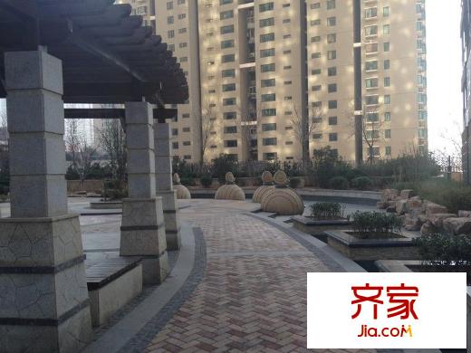花好月圓外景圖 