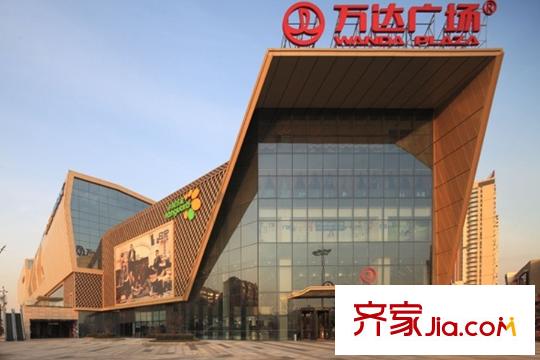 嘉凱城時代城翡翠賞周邊配套之萬達廣場