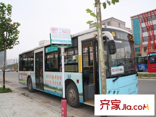 青建依山半島配套圖周邊配套之公交站