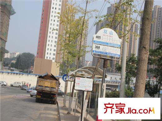 萬科城配套圖周邊配套之公交站牌