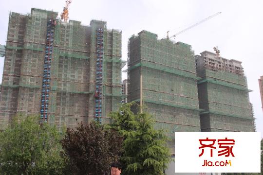 李滄萬達(dá)廣場實(shí)景圖二期悅公館（2014-5-4）