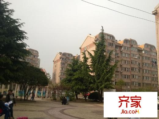 興隆路小區(qū)外景圖