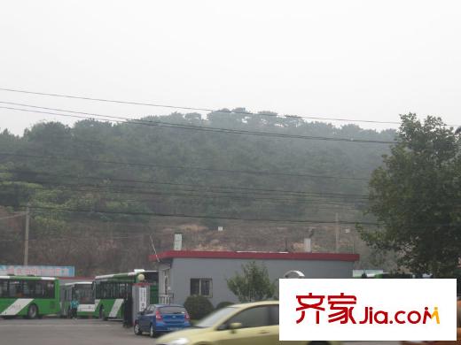 萬科城市魔方iBOX配套圖周邊配套：項目東面的雙山