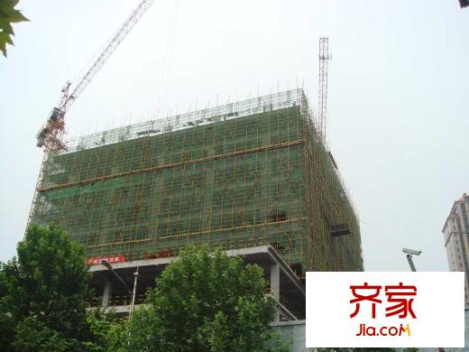 正弘藍(lán)堡灣二期世豪小公館實(shí)景圖工程進(jìn)度（2013-5-29）