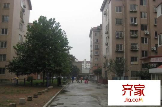 華新園小區(qū)外景圖