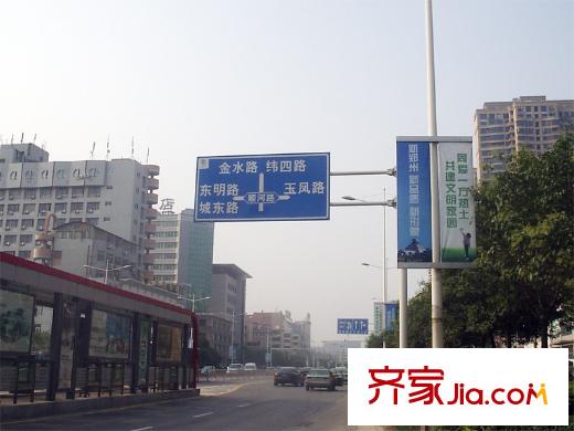 大觀國際居住區(qū)配套圖周邊未來路上道路指示牌