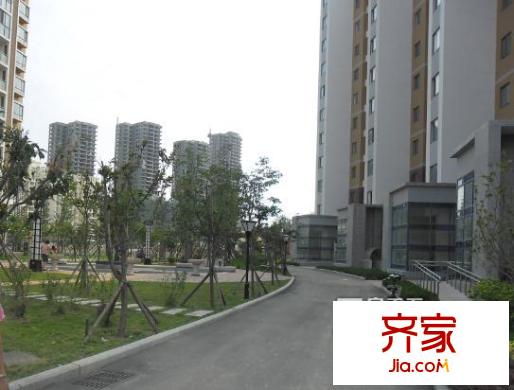 魯澤觀天下外景圖