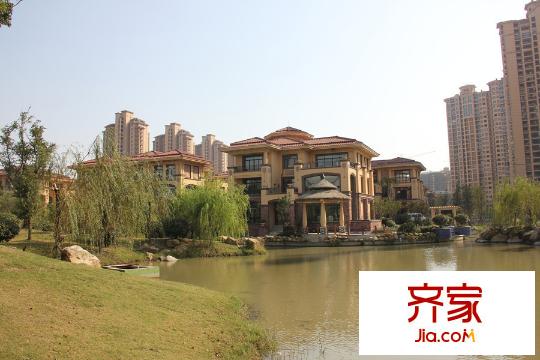 棕櫚灣小區(qū)水景
