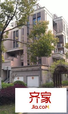 世茂東壹號(hào)別墅外景圖 