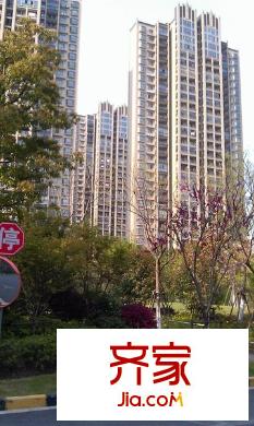 世茂東壹號(hào)別墅外景圖 