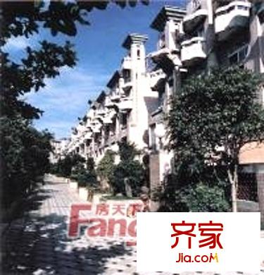 黎明清境外景圖 