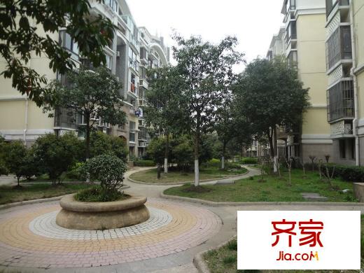 寶成國際商圈小區(qū)（2013.03）