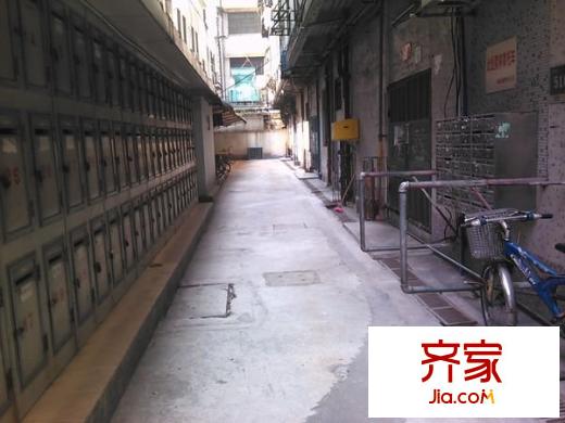 人民中路小区外景图