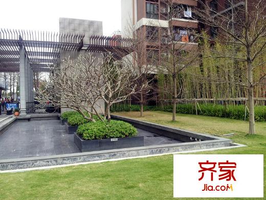 万科东荟城园林(2014-03)