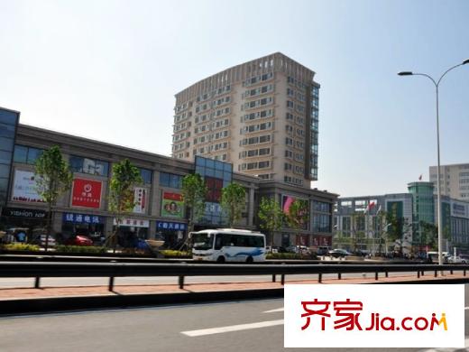 保利香頌湖周邊商場