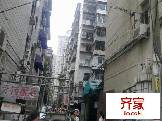 省輕工業(yè)安裝公司宿舍外景圖 
