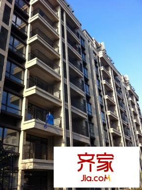 保利里院里外景圖實(shí)景圖（20120920）