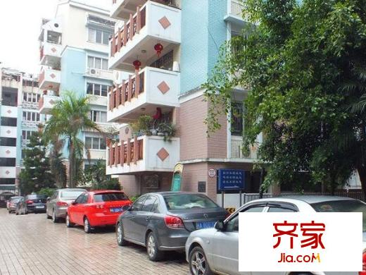 五鳳蘭庭