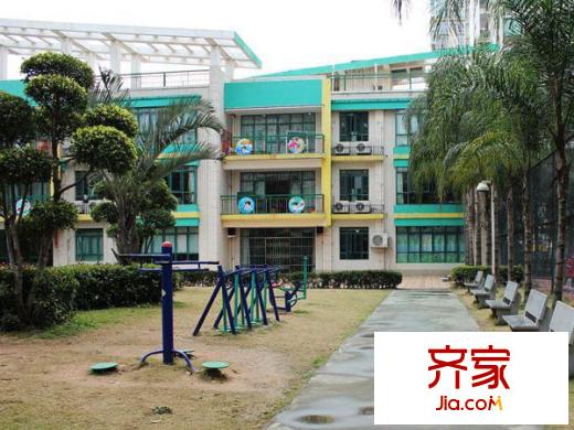 世紀(jì)東方外景圖 