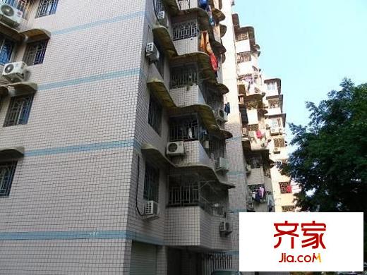 鴻城小區(qū)外景圖 