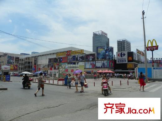 王家灣中央生活區(qū)周邊漢商集團(tuán)21購(gòu)物中心