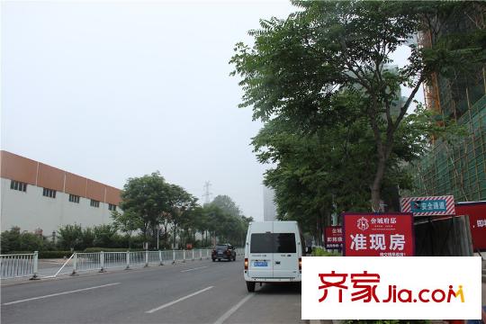 金域府邸周邊配套之街道