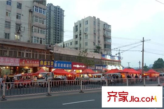 金域府邸周邊配套之小吃街
