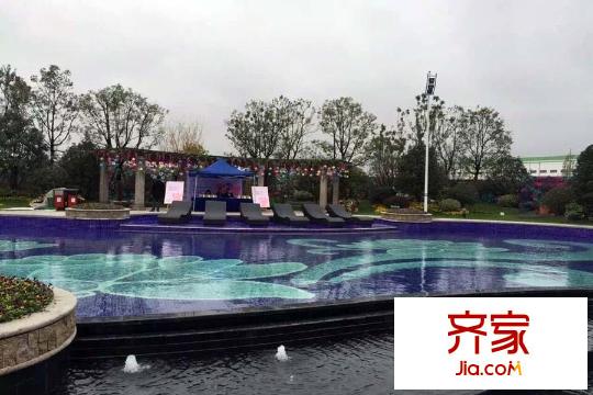 碧桂園世紀(jì)城邦項(xiàng)目噴水池（2015-11-09）