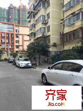 興隆紡織公寓外景圖