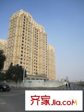 誠基百家湖小公館配套圖項目東面的瑞鴻名邸