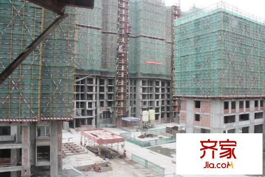 千花溪外景圖1-2號(hào)樓施工（2012.04）