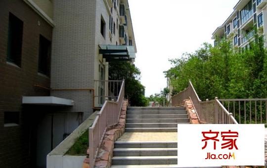 商苑新村外景圖