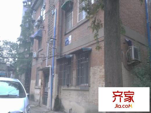 晚市小區(qū)外景圖