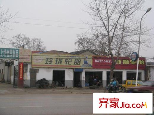 上善居配套圖項(xiàng)目西側(cè)底商